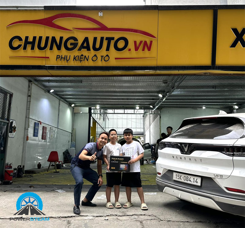 chung-auto-man-hinh-lien-camera-360-powersteam