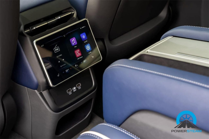 man-hinh-hang-ghe-sau-vf9-powersteam