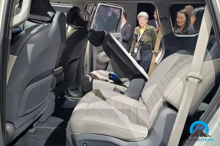 ghe-ngoi-ev9-powersteam