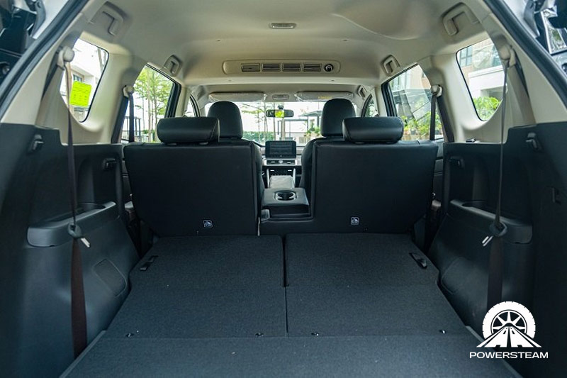 khoang-hanh-ly-xpander-at-premium-powersteam