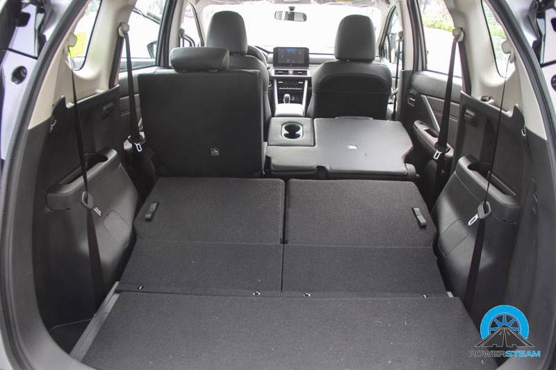 khoang-noi-that-mitsubishi-xpander-premium-powersteam