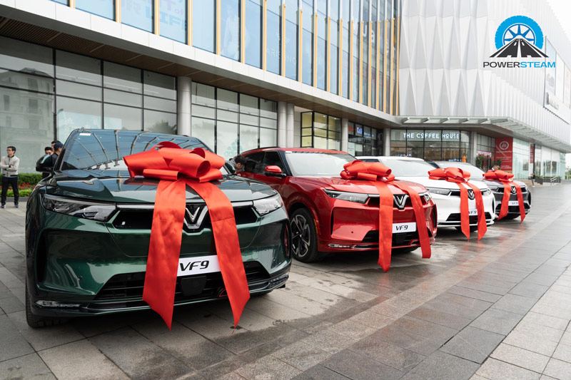 le-ban-giao-xe-vinfast-vf-9-powersteam