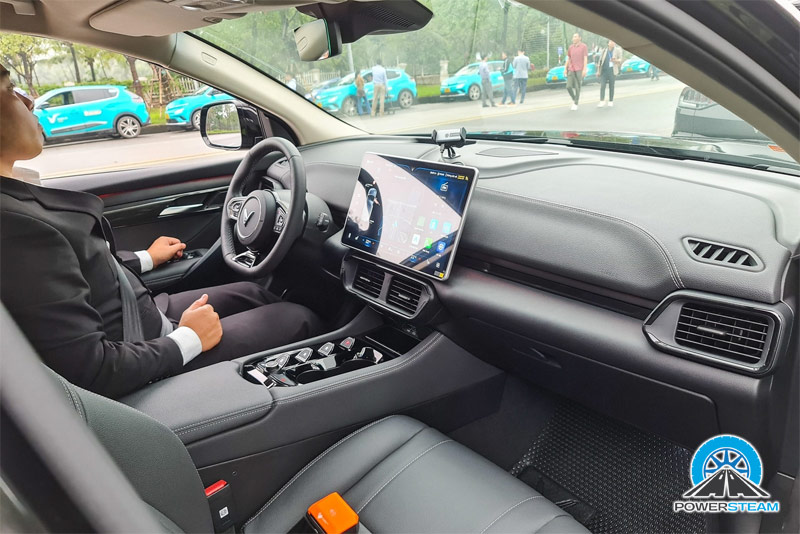 taxi-dien-vinfast-vf8-powersteam-1