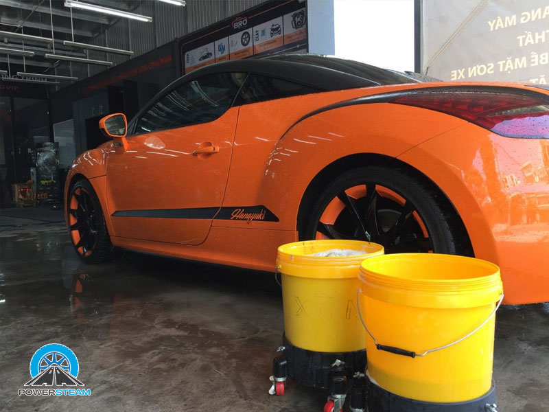 trung-tam-cham-soc-xe-o-to-likeauto-powersteam