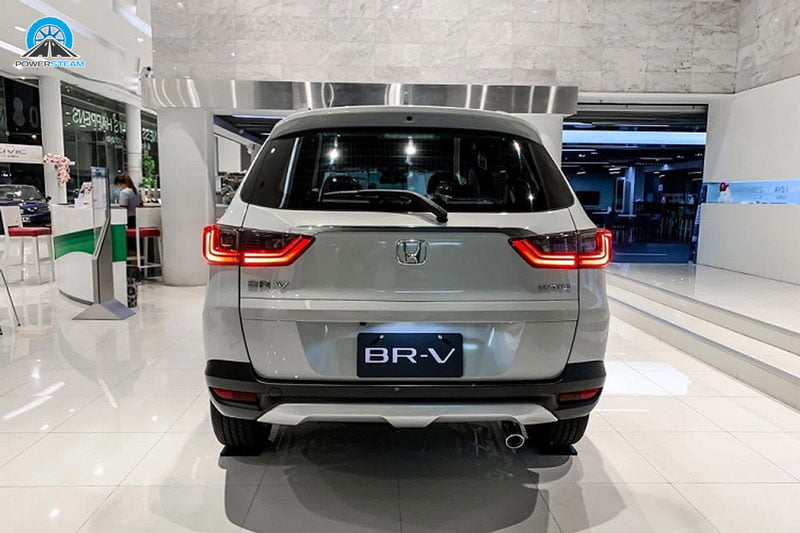 duoi-xe-honda-br-v-2023-powersteam