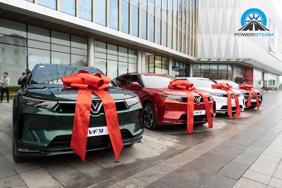 le-giao-xe-vinfast-vf9-powersteam