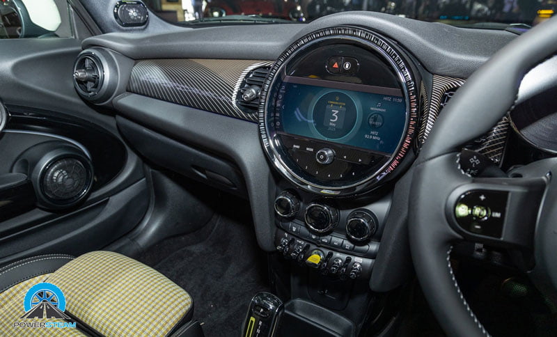 man-hinh-mini-electric-resolute-2023-powersteam