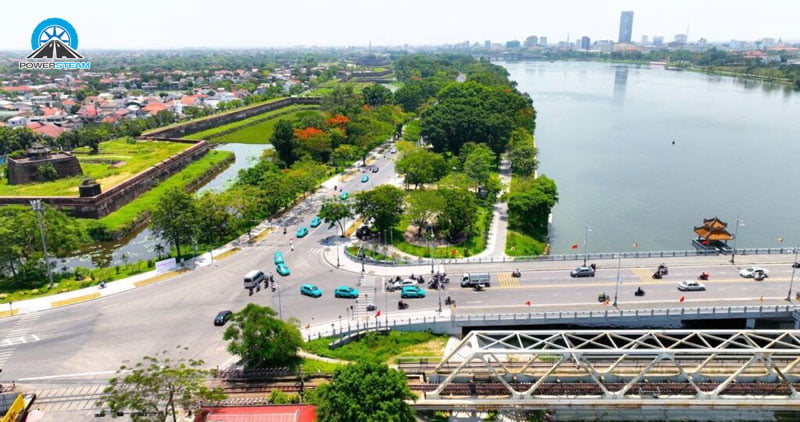 taxi-dien-xanh-sm-tai-hue-powersteam