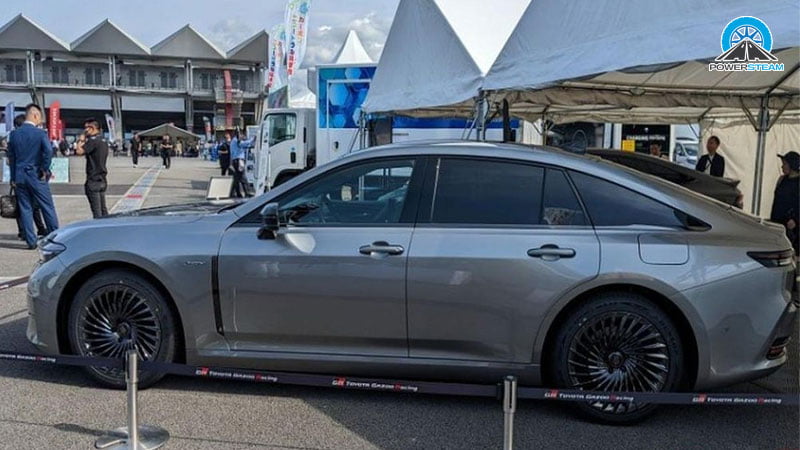 xe-bo-truong-toyota-crown-sedan-2024-powersteam