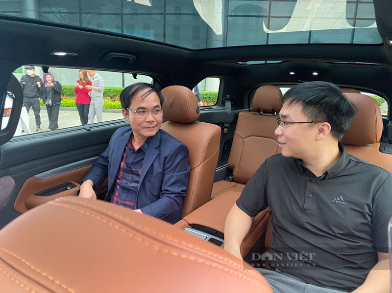 ghe-ngoi-co-truong-suv-e-vinfast-vf-9-powersteam