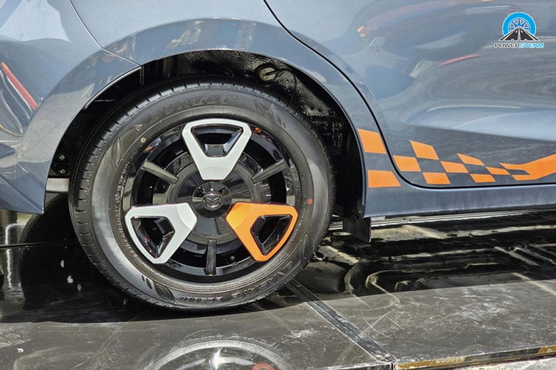 mam-xe-mazda2-2023-ra-mat-powersteam