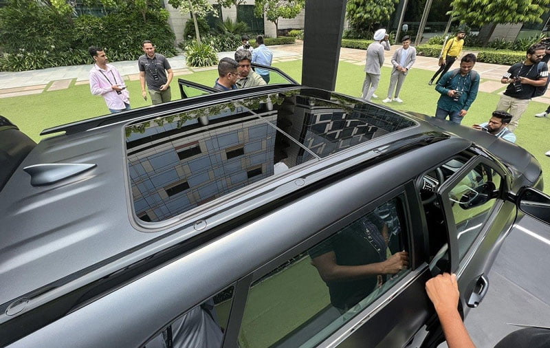 cua-so-troi-kia-seltos-2023-tai-an-do-powersteam