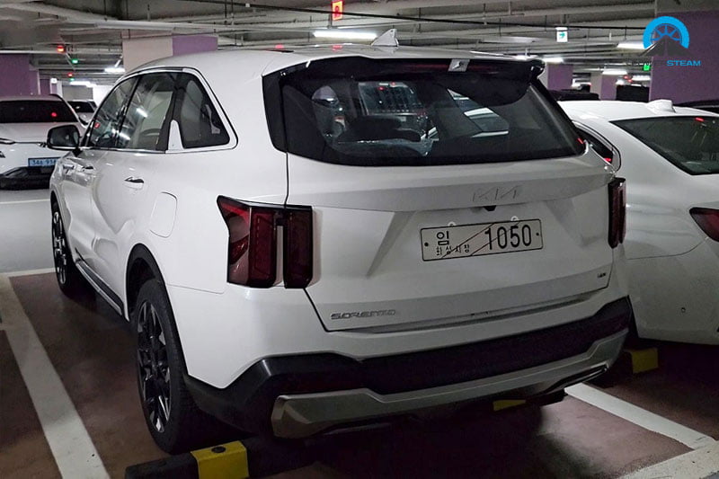 duoi-xe-kia-sorento-2024-lo-anh-thuc-te-powersteam