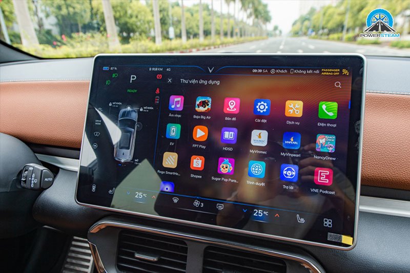 man-hinh-suv-d-vinfast-vf8-2023-powersteam