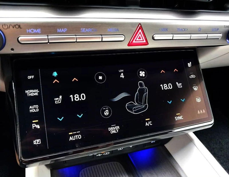 man-hinh-thu-3-hyundai-santa-fe-2024-nau-nham-powersteam