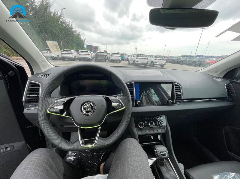 noi-that-skoda-karoq-cap-cang-powersteam