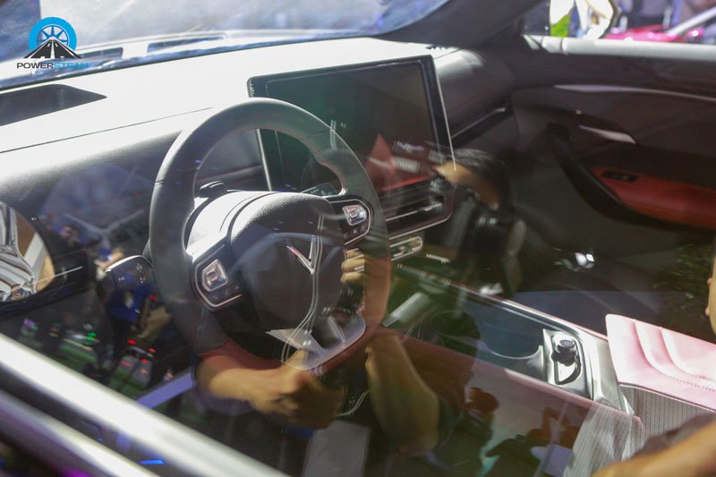 noi-that-vinfast-vf-7-nhan-coc-powersteam