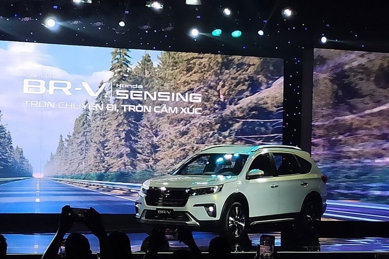 than-xe-honda-br-v-ra-mat-powersteam