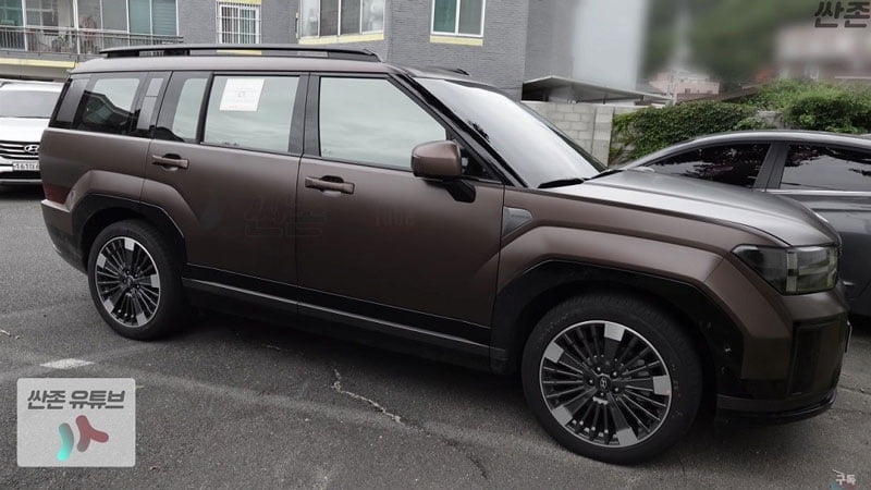 than-xe-hyundai-santa-fe-2024-nau-nham-powersteam