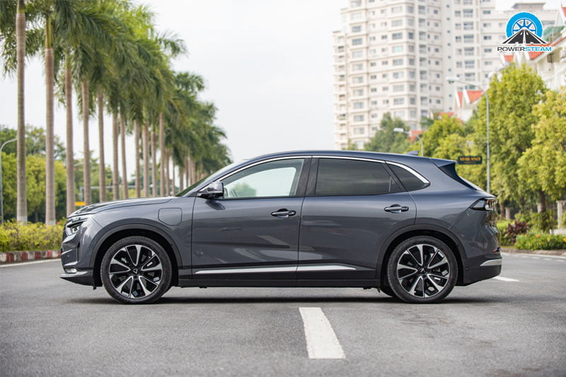 than-xe-suv-d-vinfast-vf8-2023-powersteam