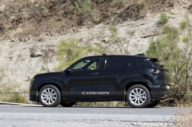 than-xe-suv-dien-suzuki-evx-chay-thu-powersteam