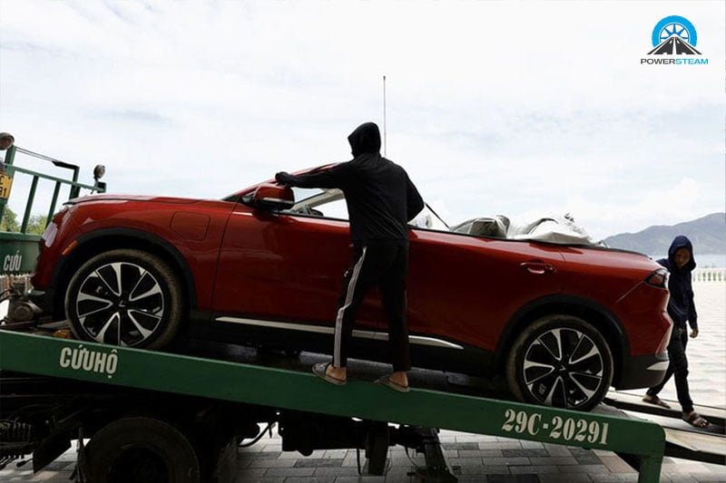 vinfast-vf8-mui-tran-len-xe-van-chuyen-powersteam