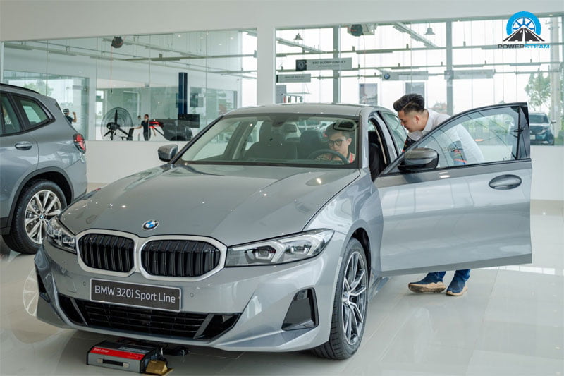 bmw-320i-sport-line-powersteam