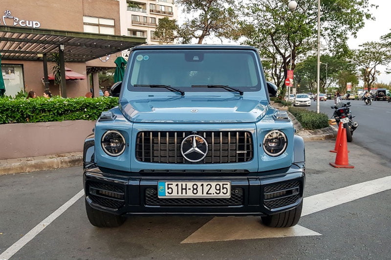 dau-xe-mercedes-amg-g63-dam-thu-trang-powersteam