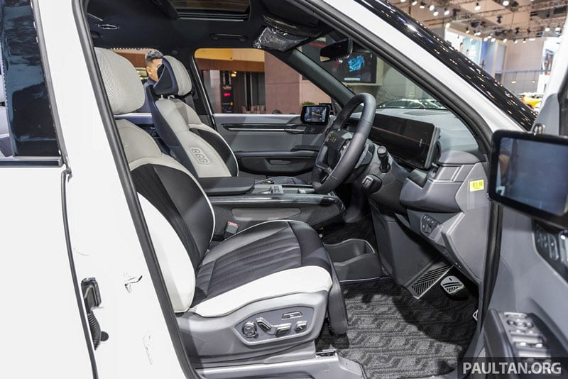 ghe-truoc-kia-ev9-gt-line-2024-ra-mat-dna-powersteam