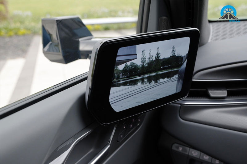 guong-ky-thuat-so-suv-dien-kia-ev9-2024-powersteam