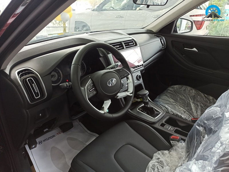 khoang-lai-hyundai-creta-nhan-uu-dai-kep-powersteam