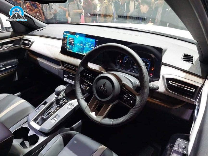 khoang-lai-mitsubishi-xforce-2024-ra-mat-powersteam