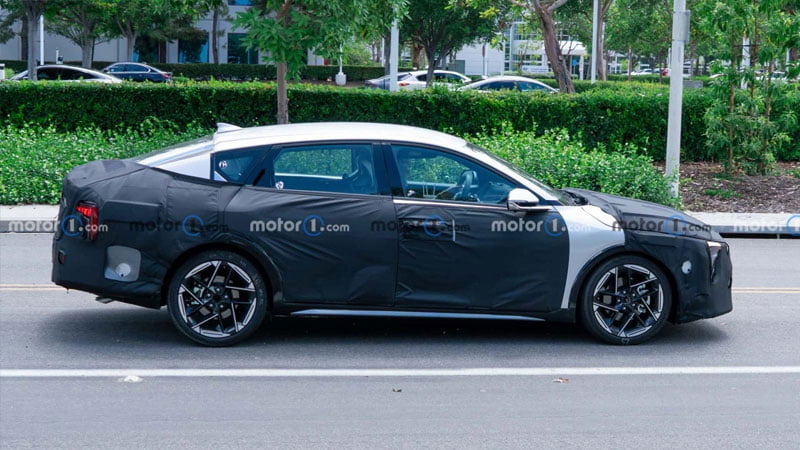 ngoai-that-kia-k4-2024-lo-dien-powersteam