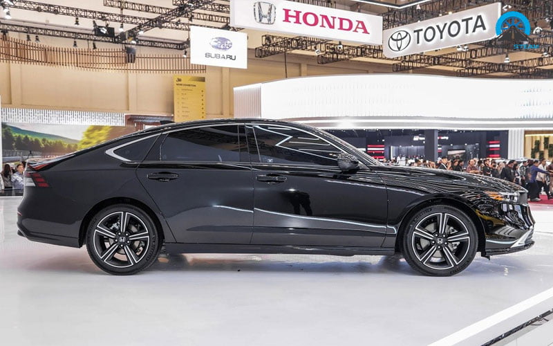 than-xe-phien-ban-the-thao-honda-accord-2023-rs-powersteam