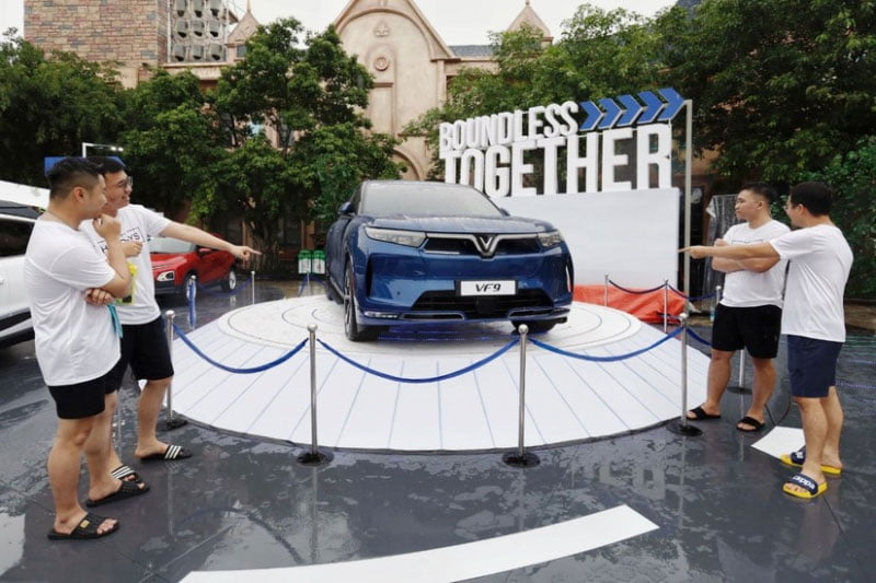 mua-nha-vinhomes-tang-xe-vinfast-vf9-powersteam