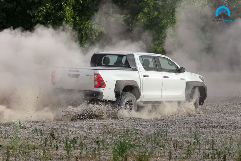 ngoai-that-toyota-hilux-gr-sport-2024-ra-mat-powersteam
