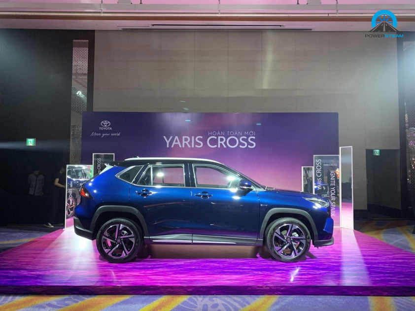 than-xe-toyota-yaris-cross-2023-ra-mat-viet-nam-powrsteam