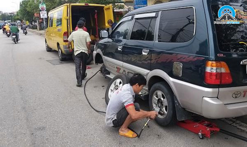 dich-vu-cuu-ho--lop-o-to-hung-yen-powersteam