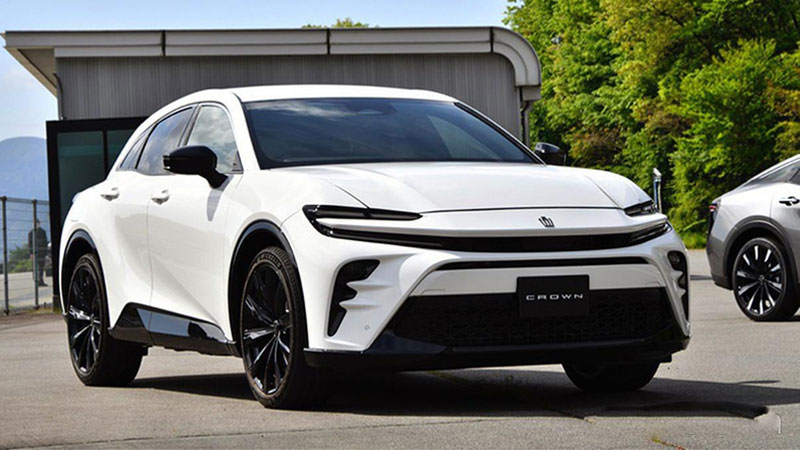 thumbnail-toyota-crown-sport-2024-powersteam