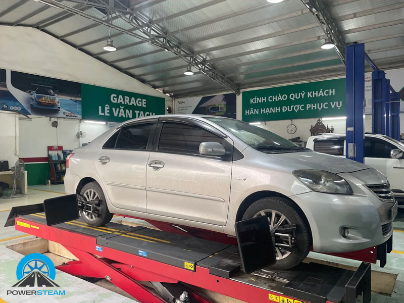 Gara-o-to-le-van-tach-chuyen-gia-ky-thuat-hang-dau-1-powersteam