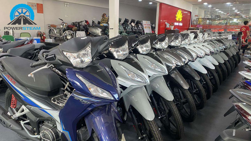 Xe-may-nam-tien-cap-nhat-nhieu-mau-xe-dep-hot-1-powersteam